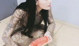 吃瓜裙分享,揭秘娱乐圈幕后故事，带你走进明星们的真实生活